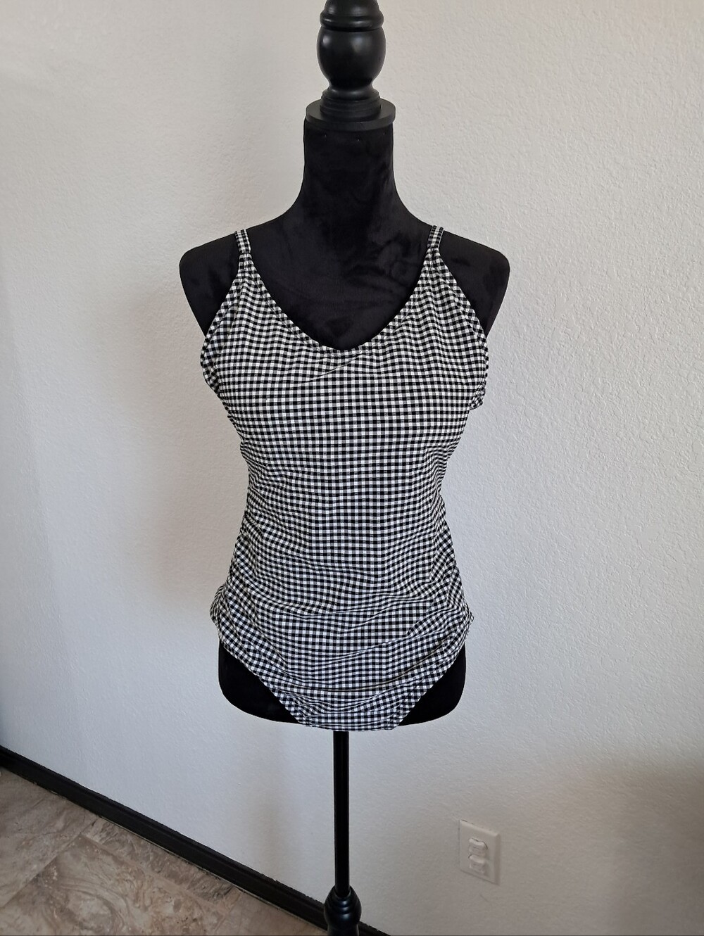 Kona Sol One Piece Swimsuit Black White Check Plaid V-Neck Ruching Beach Summer